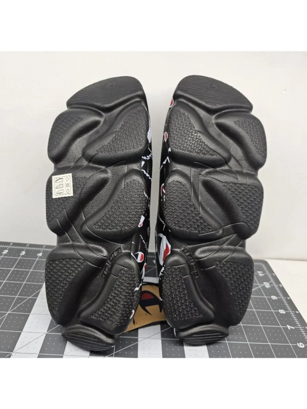 New Champion Super Meloso Warped Slides Black White Youth/ Mens Sz 7 Closed Toe